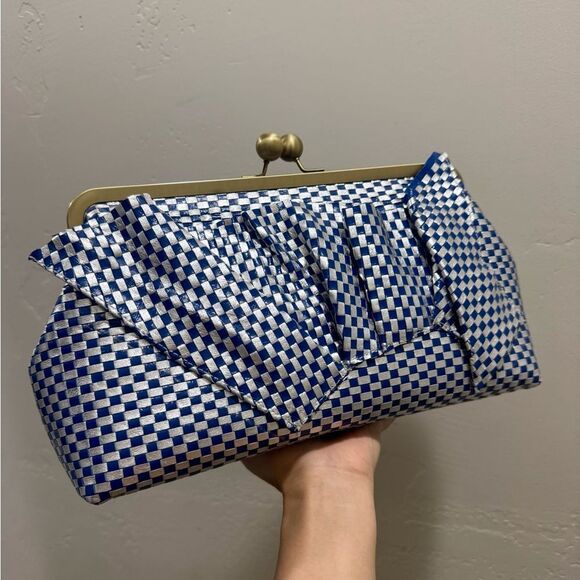 3D Abstract Art With Woven checkered Leather Handmade Oversized Kisslock Bag - Picture 10 of 17